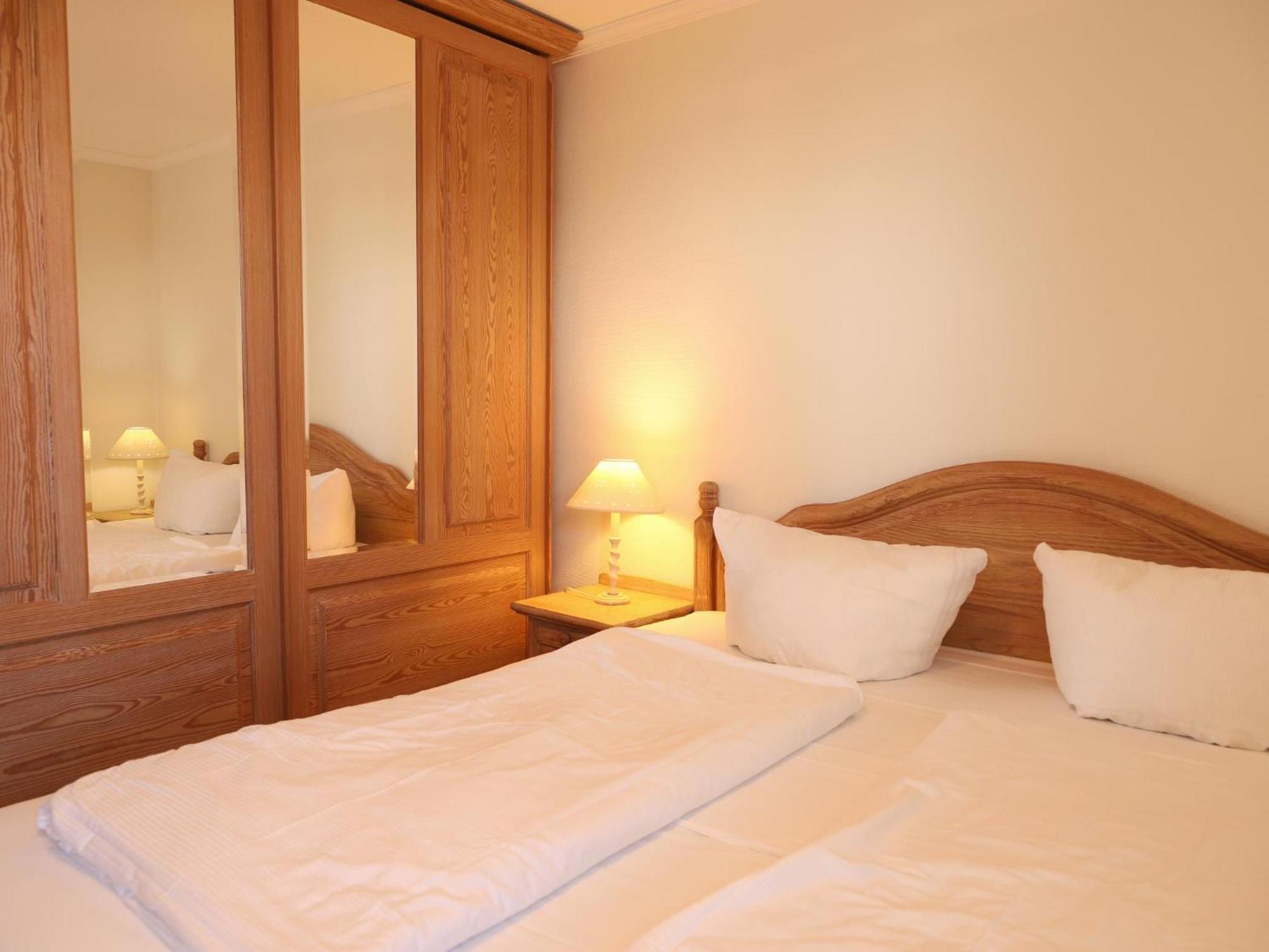 Strandnahe Ferienwohnung, Zentral Gelegen, Wlan Und Balkon, Andreas Dirks-Str. 1 ヴェスターラント エクステリア 写真