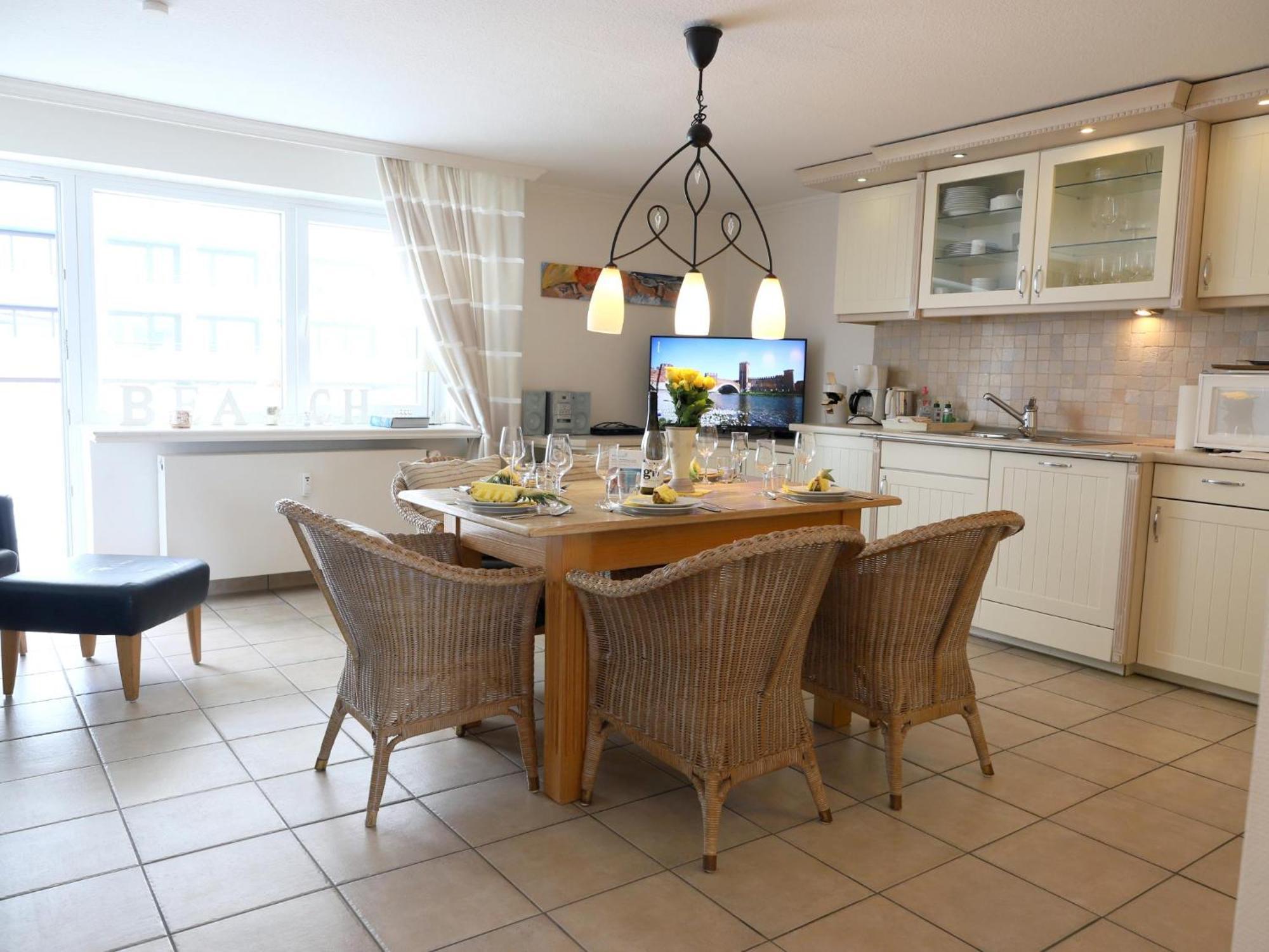 Strandnahe Ferienwohnung, Zentral Gelegen, Wlan Und Balkon, Andreas Dirks-Str. 1 ヴェスターラント エクステリア 写真