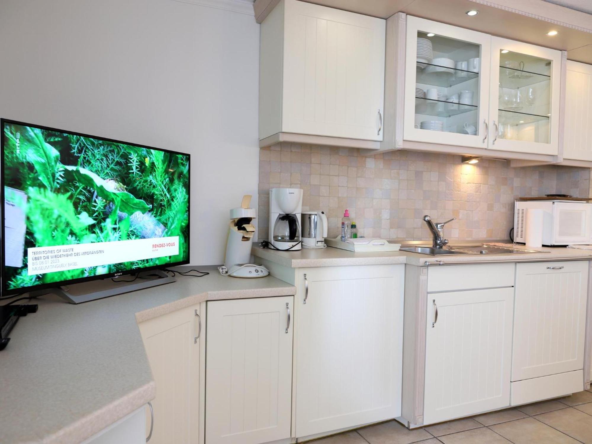 Strandnahe Ferienwohnung, Zentral Gelegen, Wlan Und Balkon, Andreas Dirks-Str. 1 ヴェスターラント エクステリア 写真